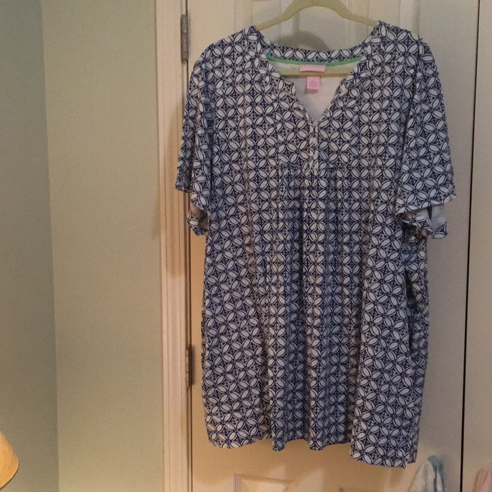 Women’s blouse, 3x (26-28W)